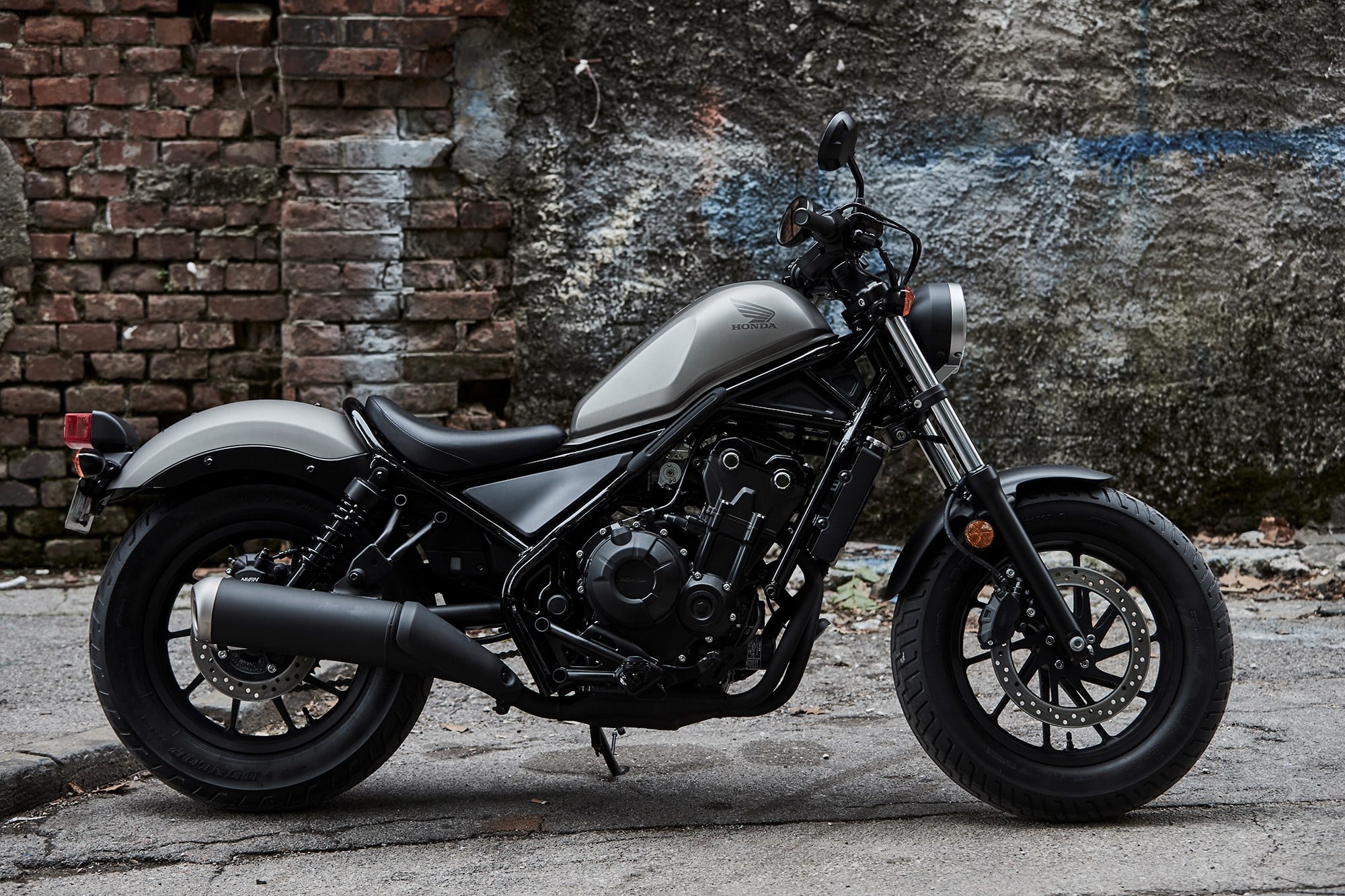 Nowa Honda Rebel – oldschoolowy bobber na kat. A2