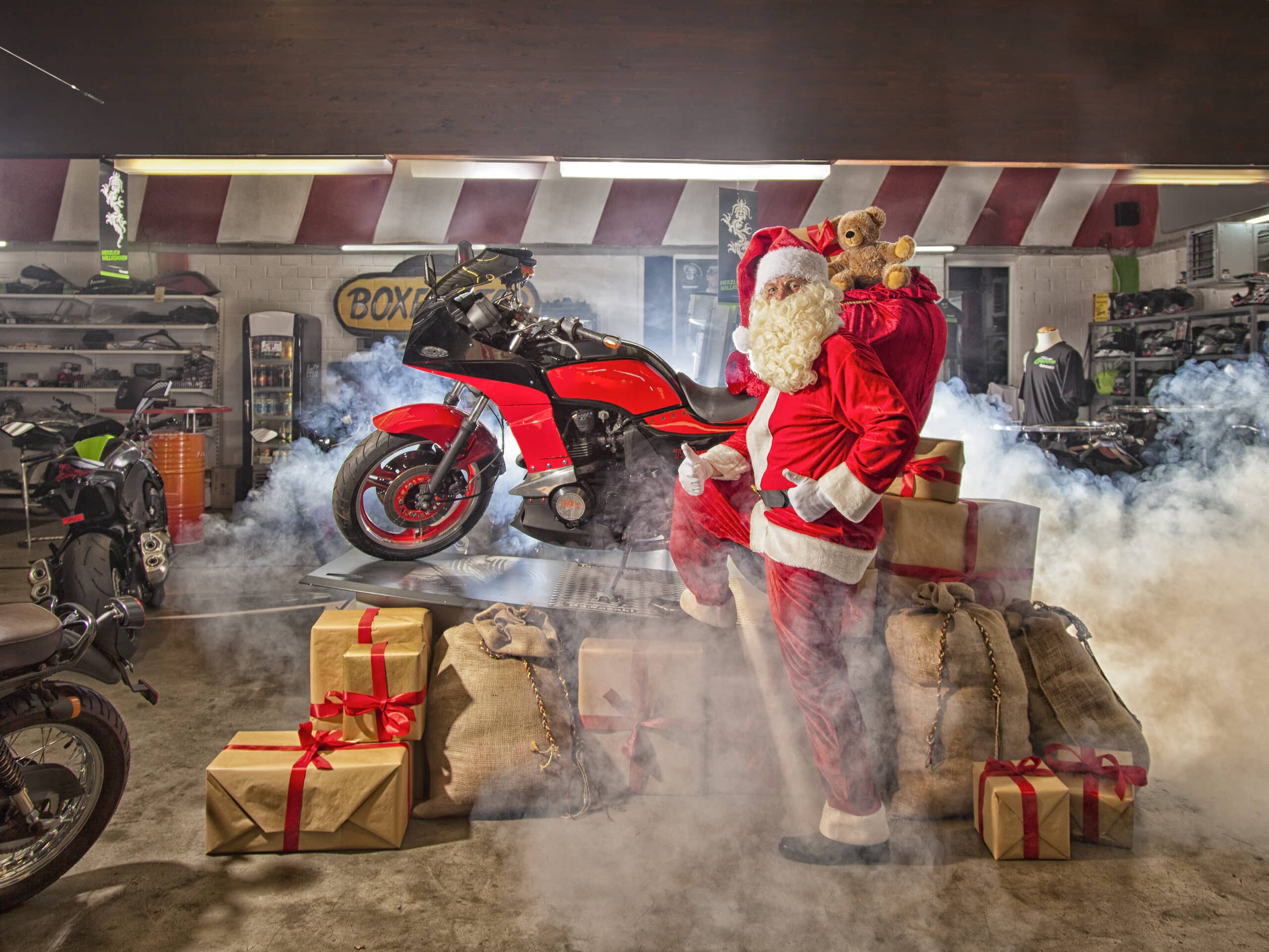 Prezenty na Święta Bożego Narodzenia? Lista nieprzydatnych rzeczy dla motocyklisty