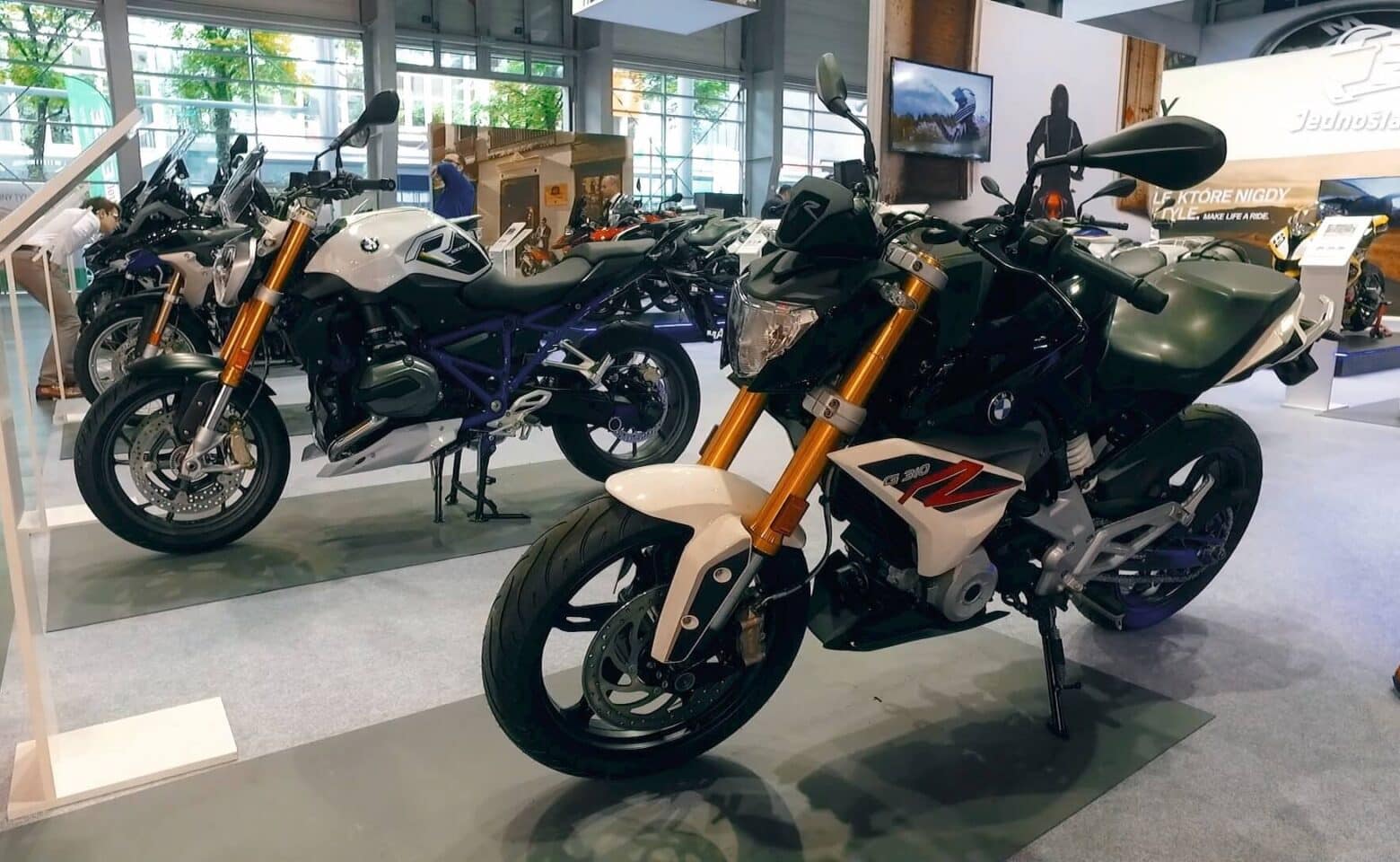 Targi Motor Show Poznań 2017: Sprawdzamy nowości od Yamaha, Ducati, Triumph, Junak, Romet i BMW
