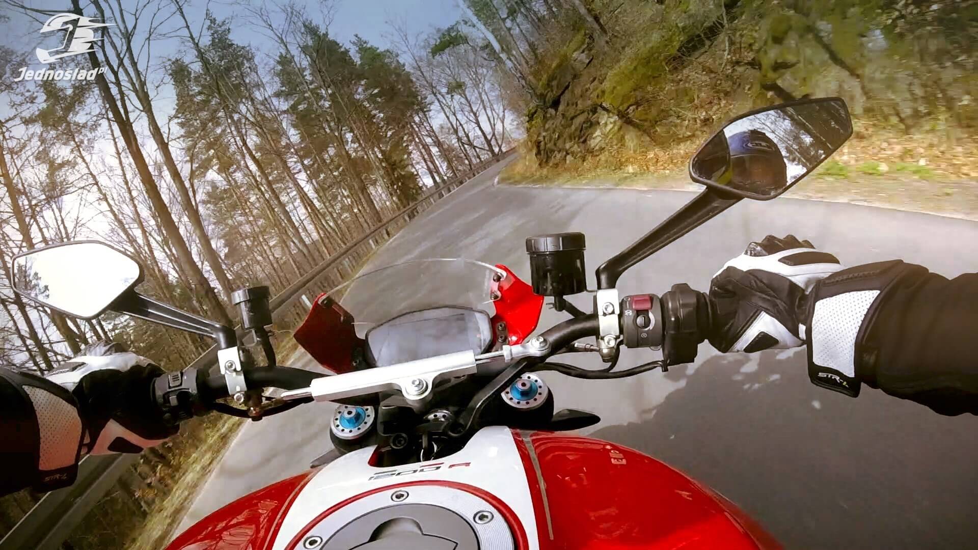 Polskie drogi są najlepsze! #1 Na Winklach (Ducati Monster R)