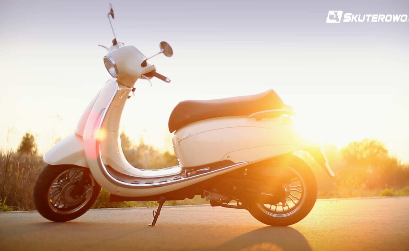 Junak Vintage 125: Zapowiada się bardzo stylowa jesień