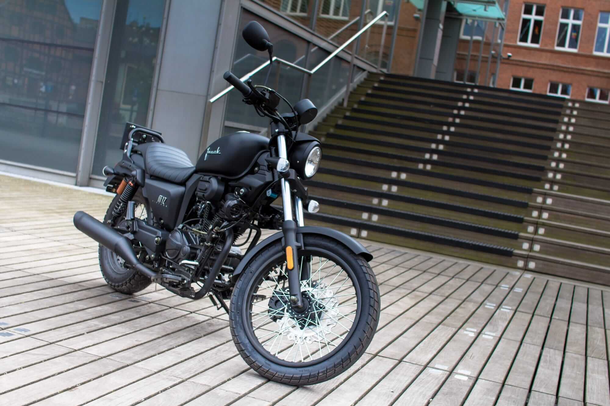 Almot: Zastosowanie układów wtryskowych Delphi oraz Mikuni w motocyklach Junak nie było łatwym zadaniem
