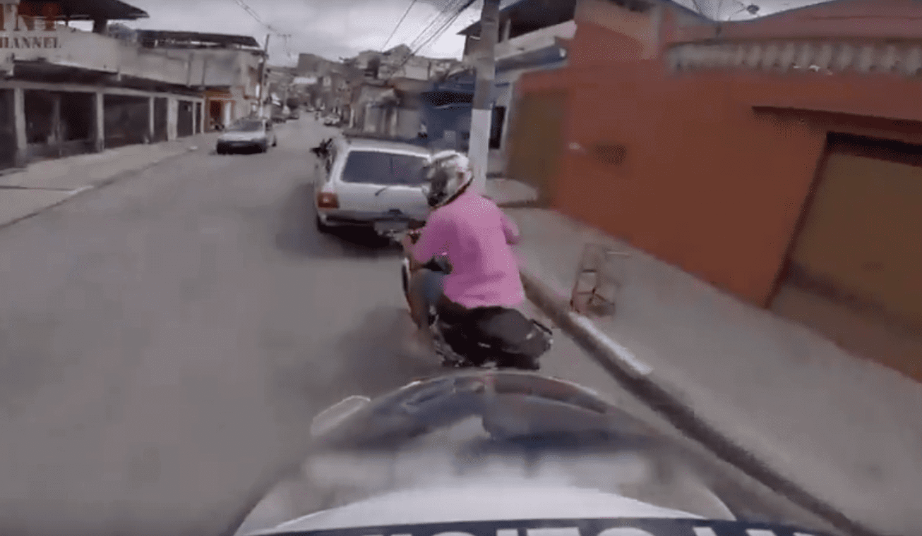 Motocyklowe pościgi w Brazylii. Jest moc! [WIDEO]