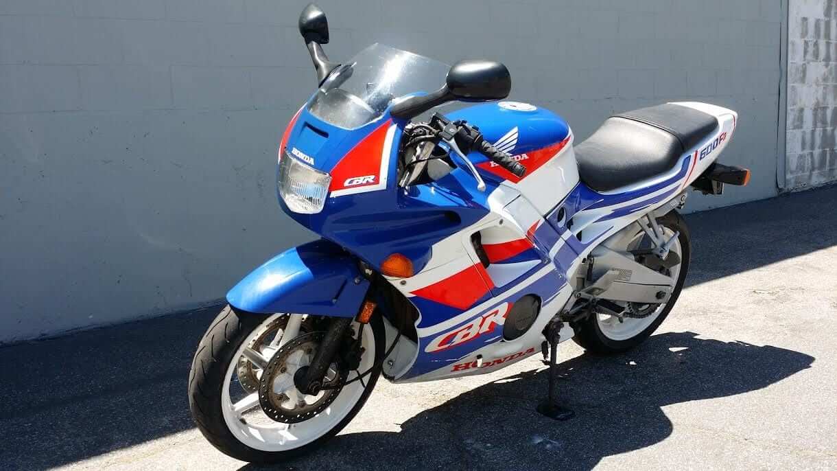 Sportowy motocykl do 10 000 zł. Nasze propozycje. Część 1 – japońskie przecinaki