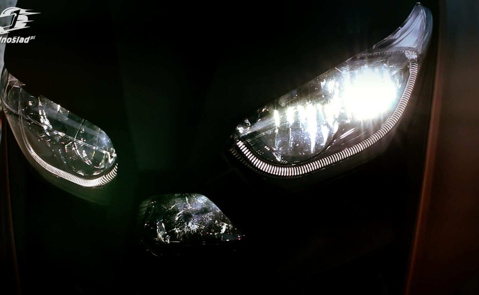 Yamaha X-Max 300 2017: Nowy bandyta w wersji premium