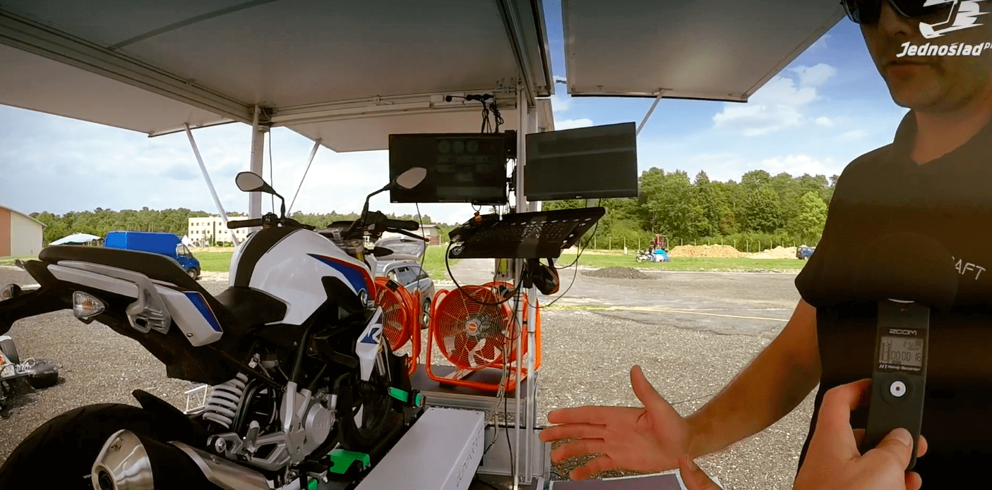 Ile mocy ma BMW G 310 R? Jedziemy na hamownię!