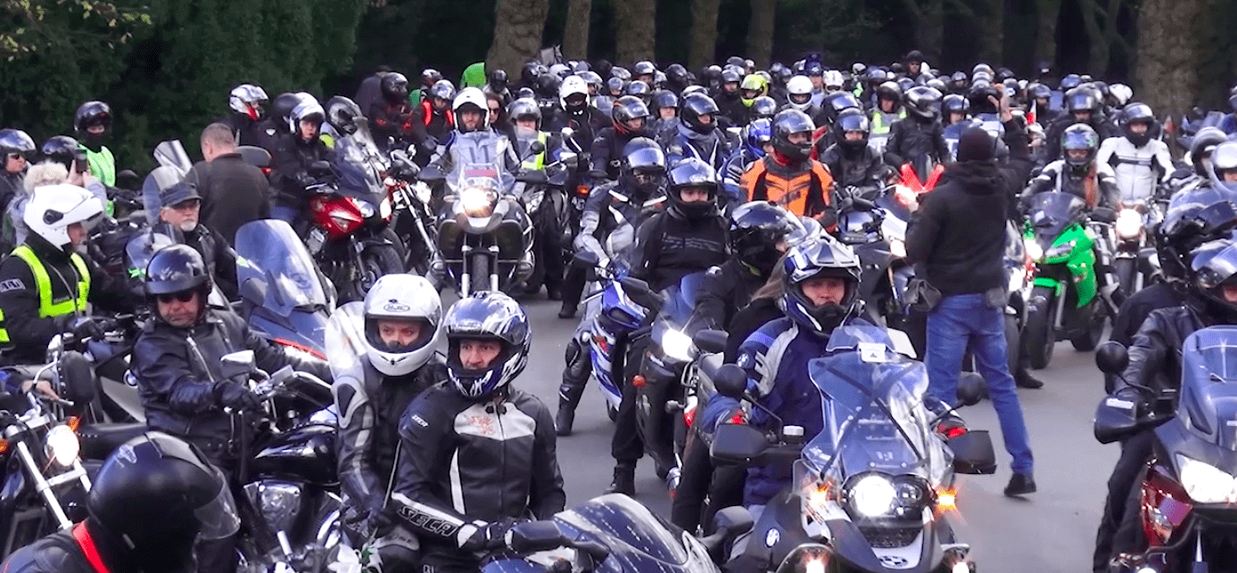 Kilkaset osób pożegnało Marzenę, w tym parada motocyklistów
