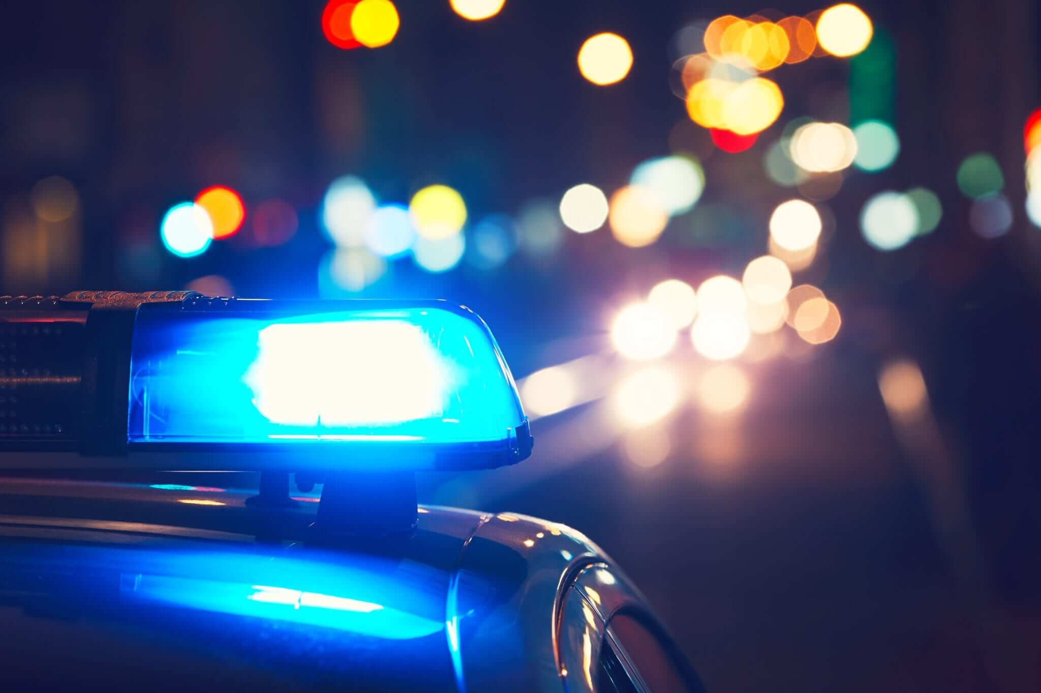 Policjanci z Słupcy kontrolowali pojazdy przy pomocy… księdza!
