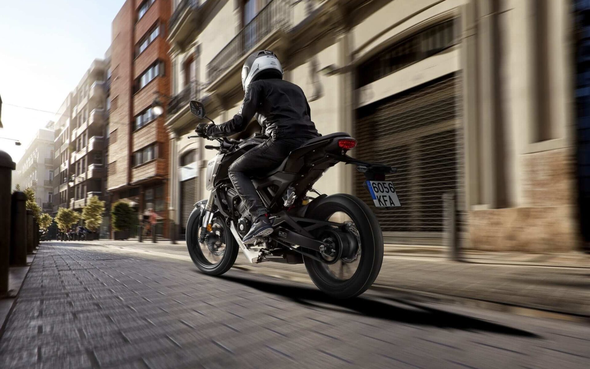 Motocykle 125 na prawo jazdy kategorii B. Lepiej nowy czy używany?