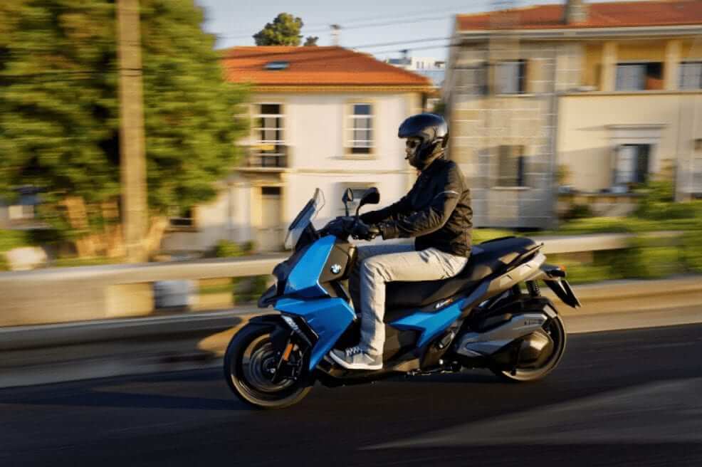Ponad 163 000 motocykli BMW sprzedanych. Raport sprzeda偶y