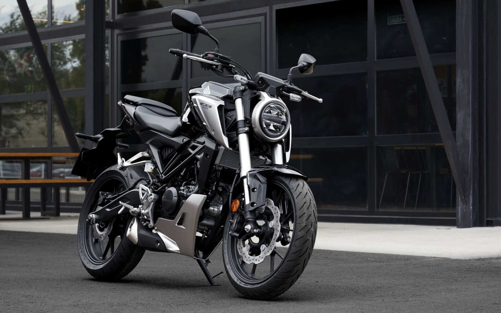 Honda CB125R 2018 – nowość na A1 w niezłym stylu