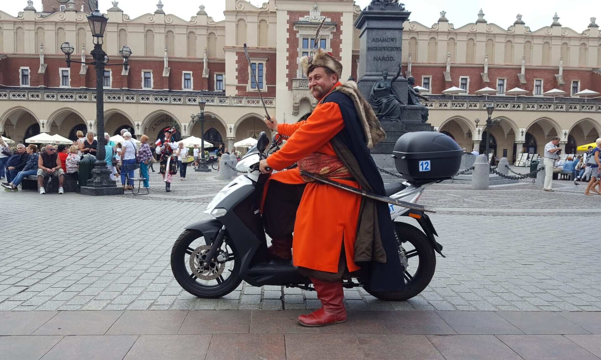Scootersharing w Polsce. Pilotażowy program w Warszawie zakończony. Blisko 6000 wypożyczeń