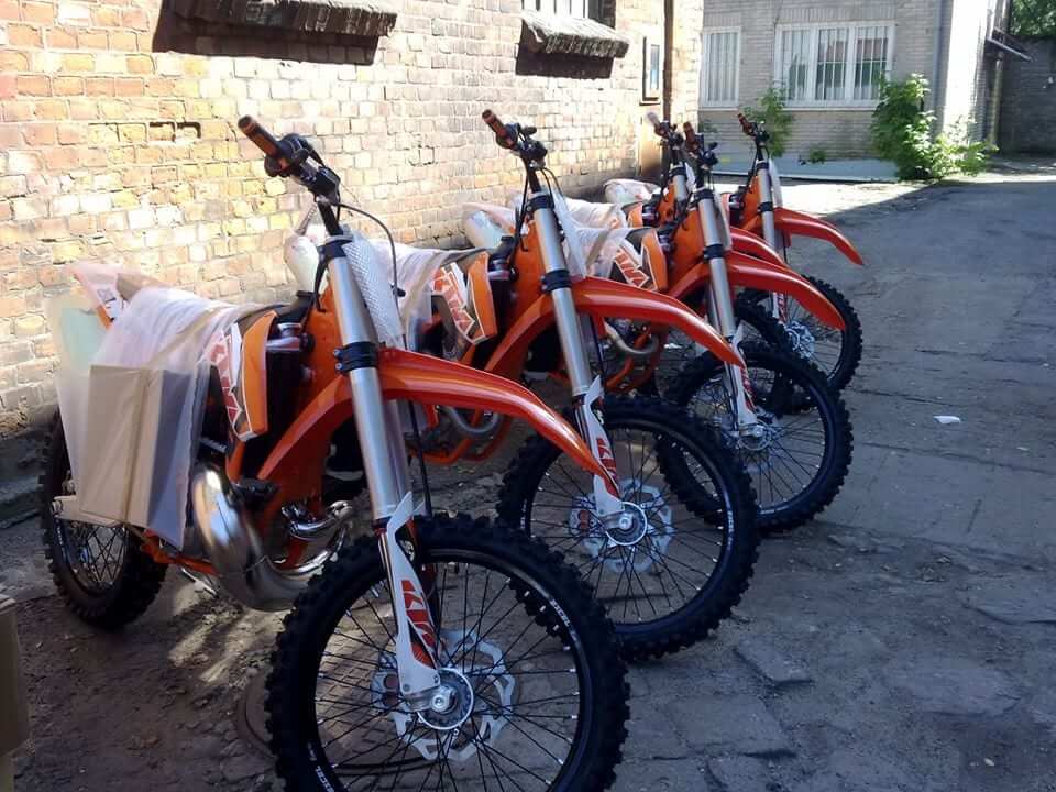 W nocy skradziono 12 motocykli w Warszawie! „Bandyci działali jak oddział specjalny”