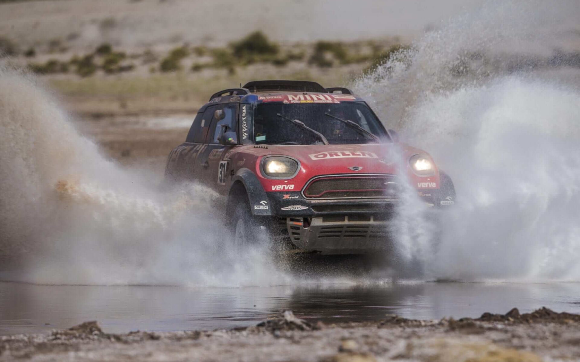 Dakar 2018, podsumowanie wideo etapu 10-go. Kuba Przygoński nadal 6-ty, Maciek Giemza 29-ty