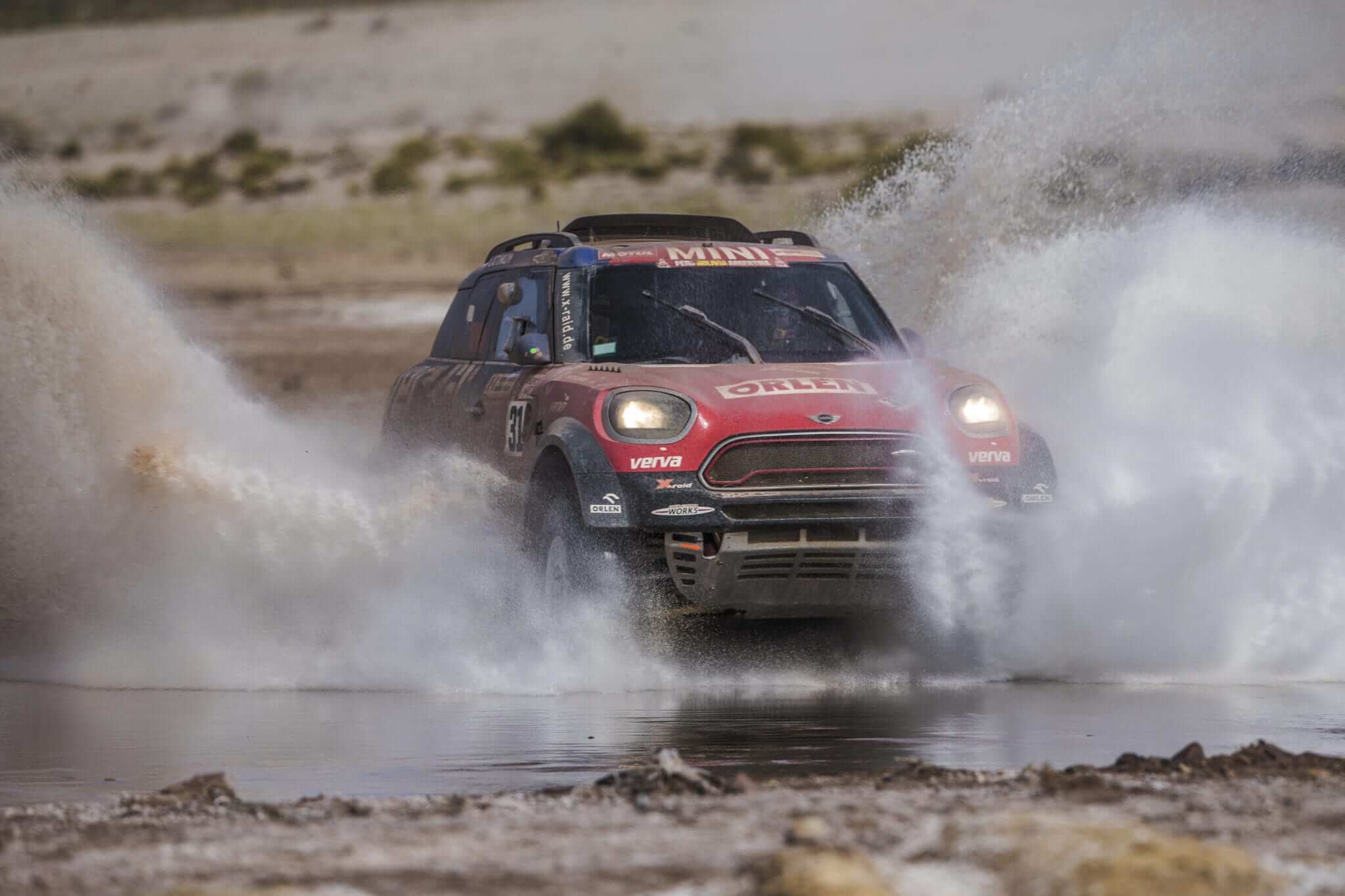 Dakar 2018, podsumowanie wideo etapu 10-go. Kuba Przygoński nadal 6-ty, Maciek Giemza 29-ty