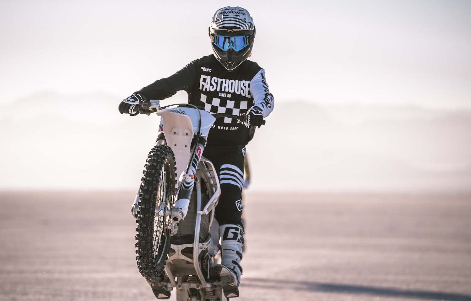 Elektryczna crossówka o mocy 50 KM. Nowa Alta Redshift MXR 2018