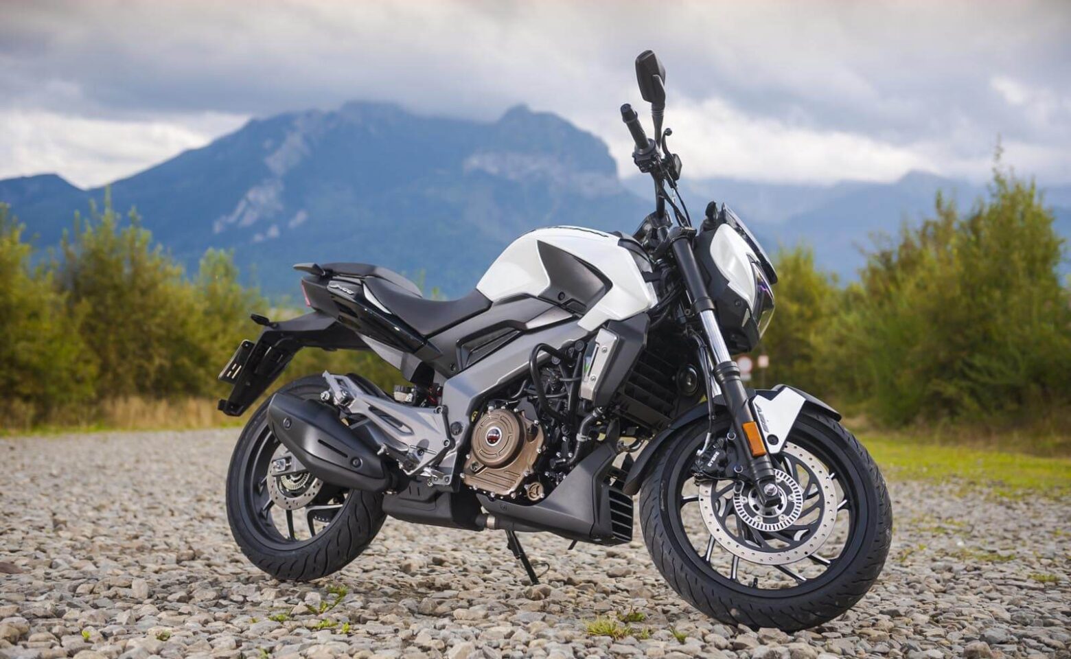 Kupiłeś Bajaj Dominar 400? Wygraj drugiego lub zwrot kosztów!