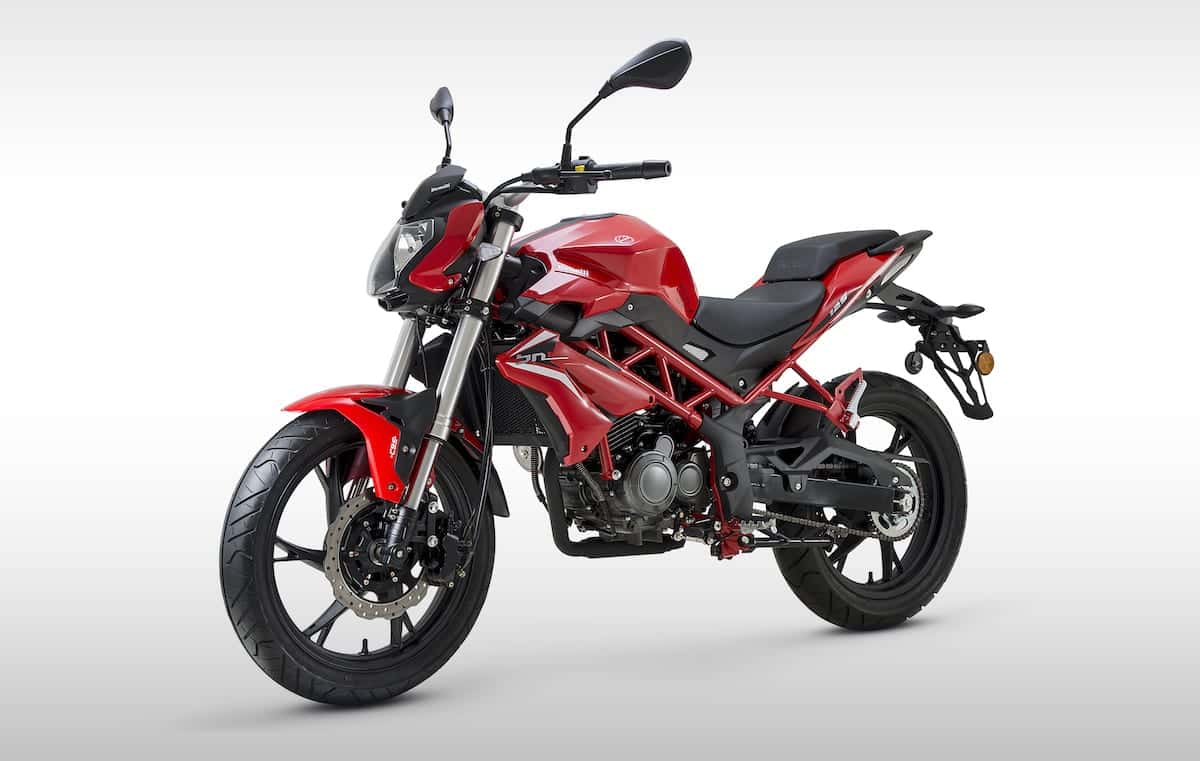 Benelli BN125 już dostępne u dealerów. Ceny od 8600 zł