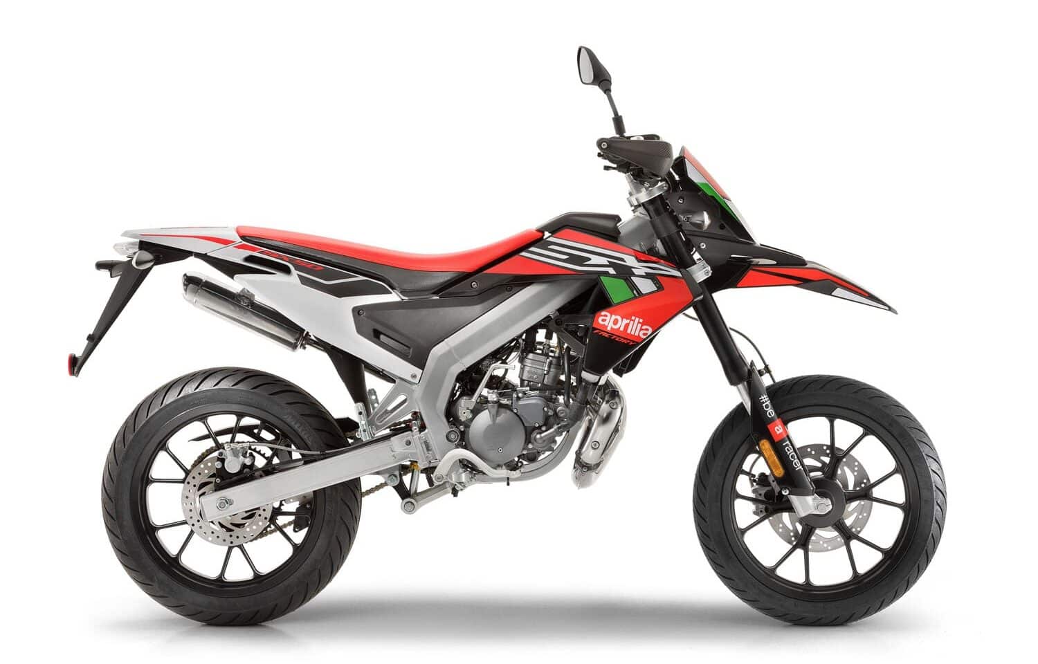 Aprilia SX 50 Factory (2018): Dane techniczne, cena i opinie