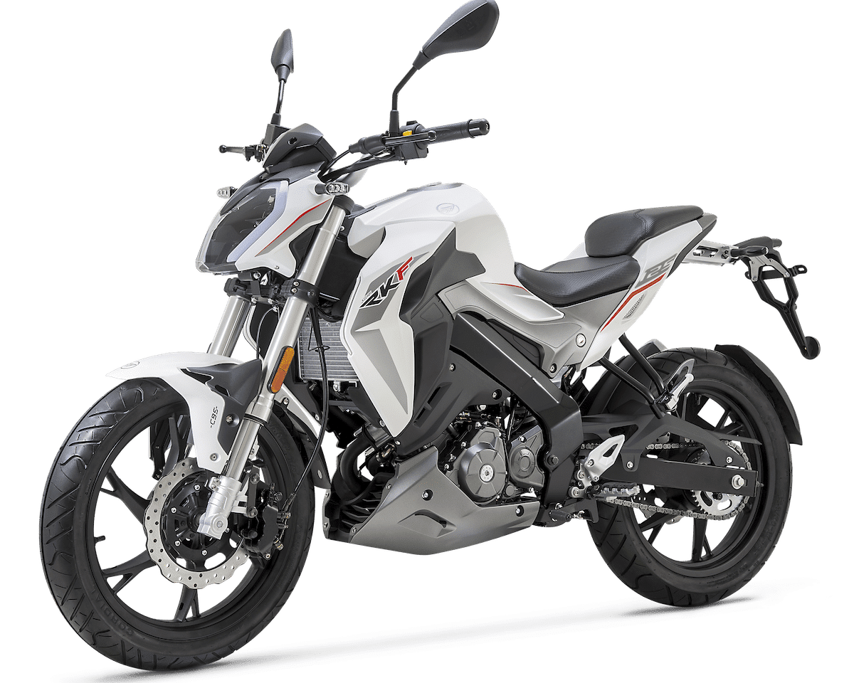 Keeway RKF 125i 2019 i trzy świece zapłonowe