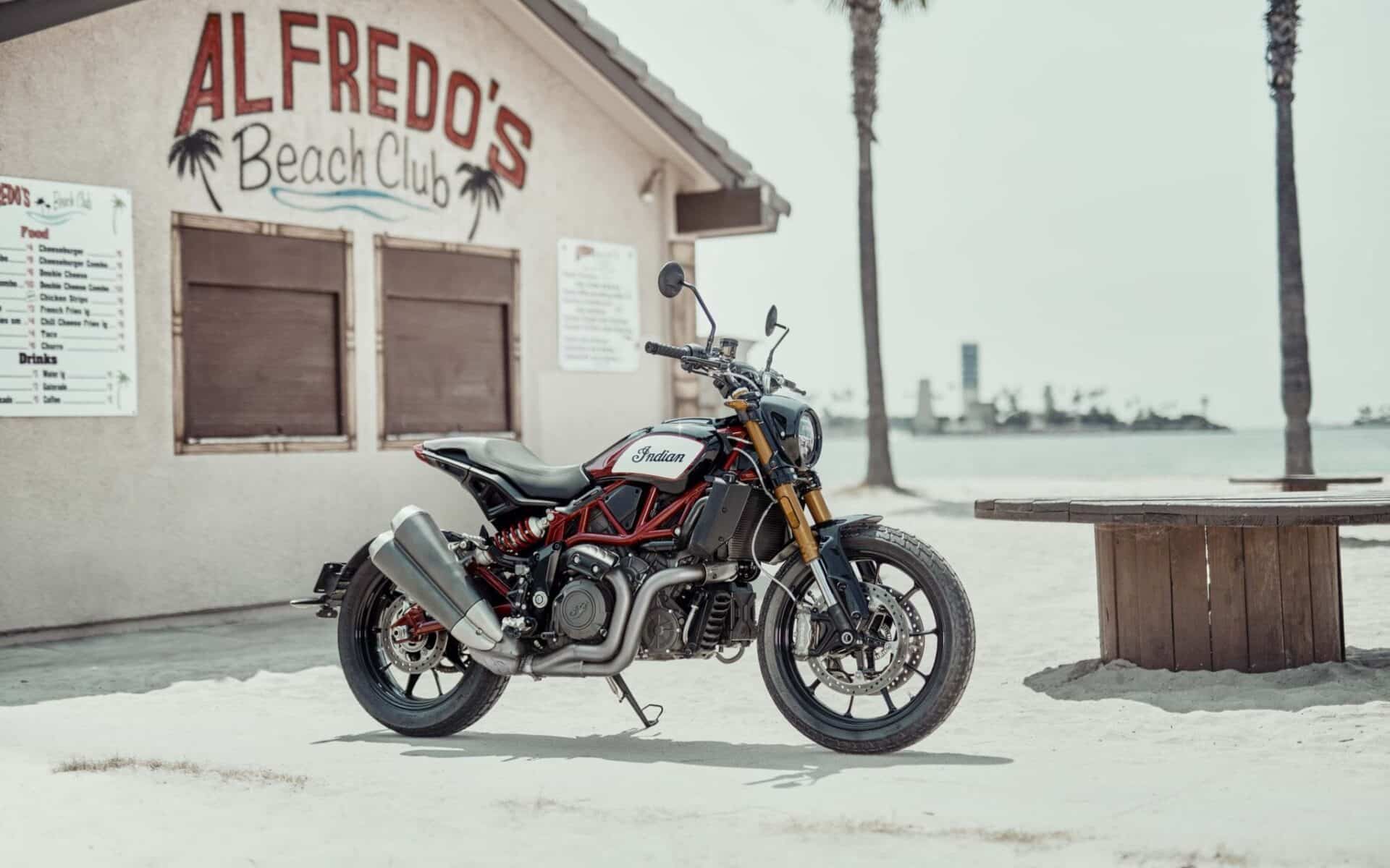 Indian FTR 1200 2019 i FTR 1200 S 2019. Nowy trend na rynku?