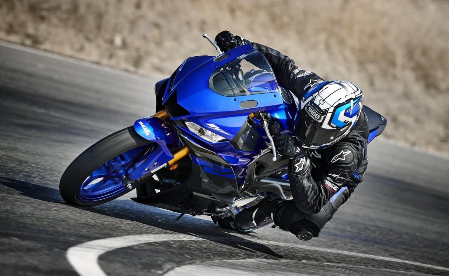 Yamaha YZF-R3 2019. Jeszcze lepsza i bliższa R1