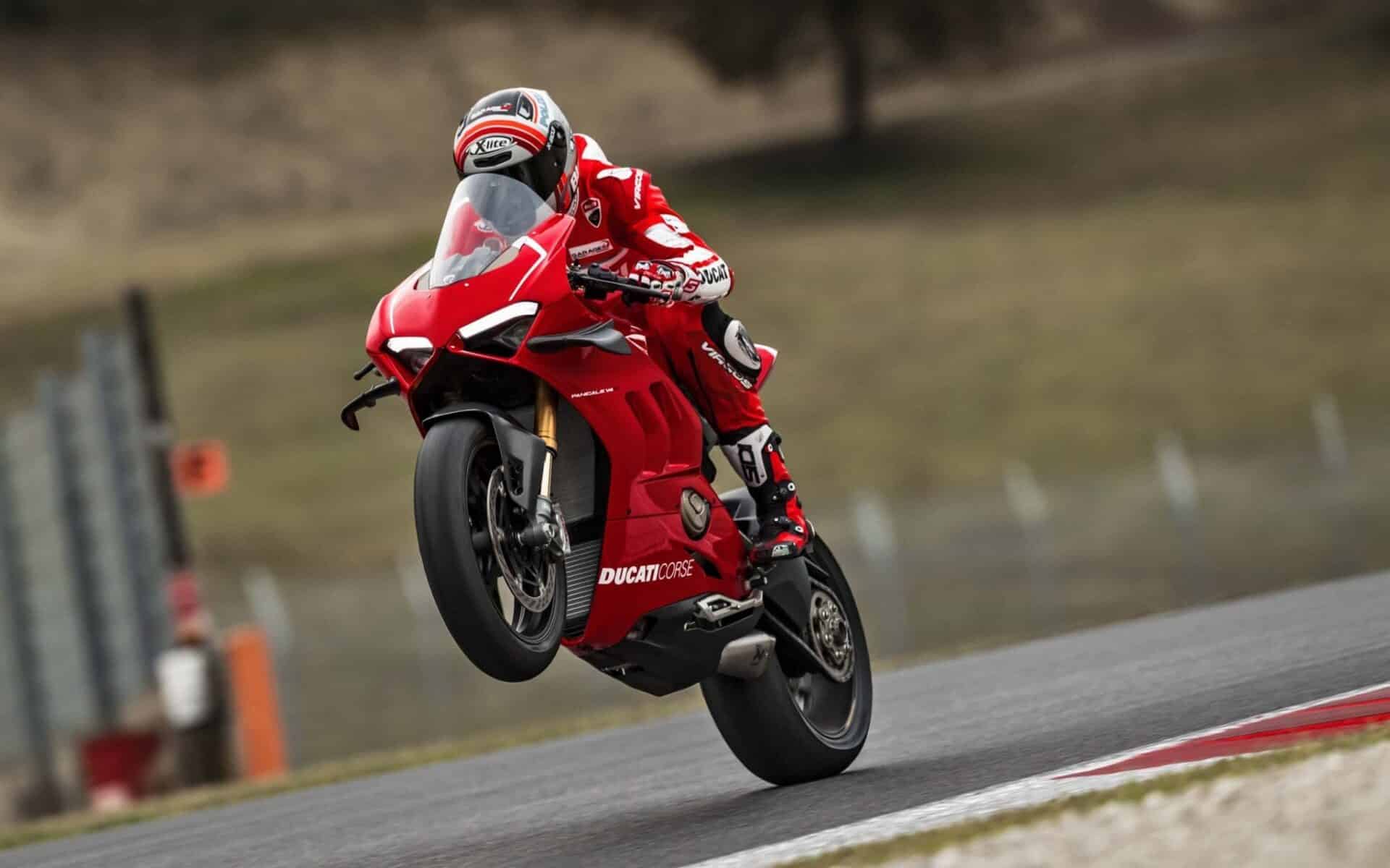 Ducati Panigale V4R 2019. 231 KM prosto z MotoGP!