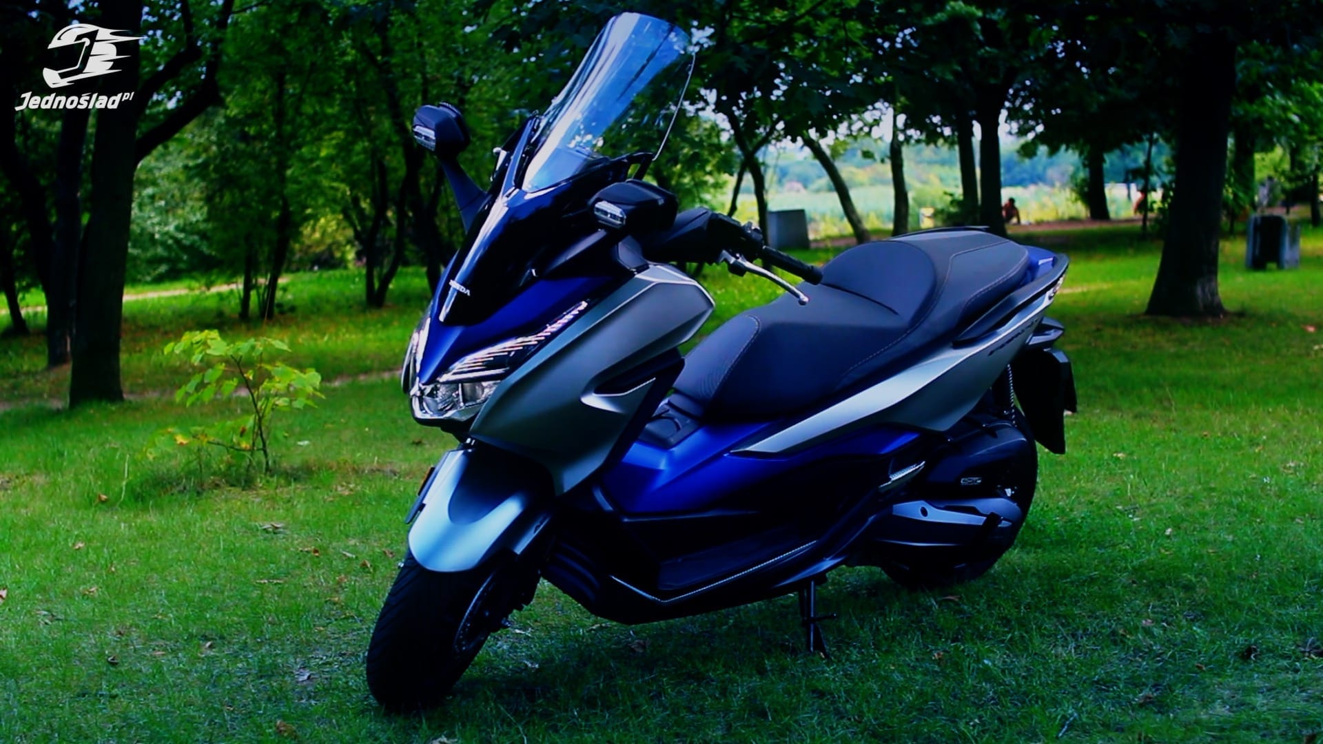 Honda Forza 125: Czy to jest jeden z dwóch najlepszych skuterów 125 na kat. B?