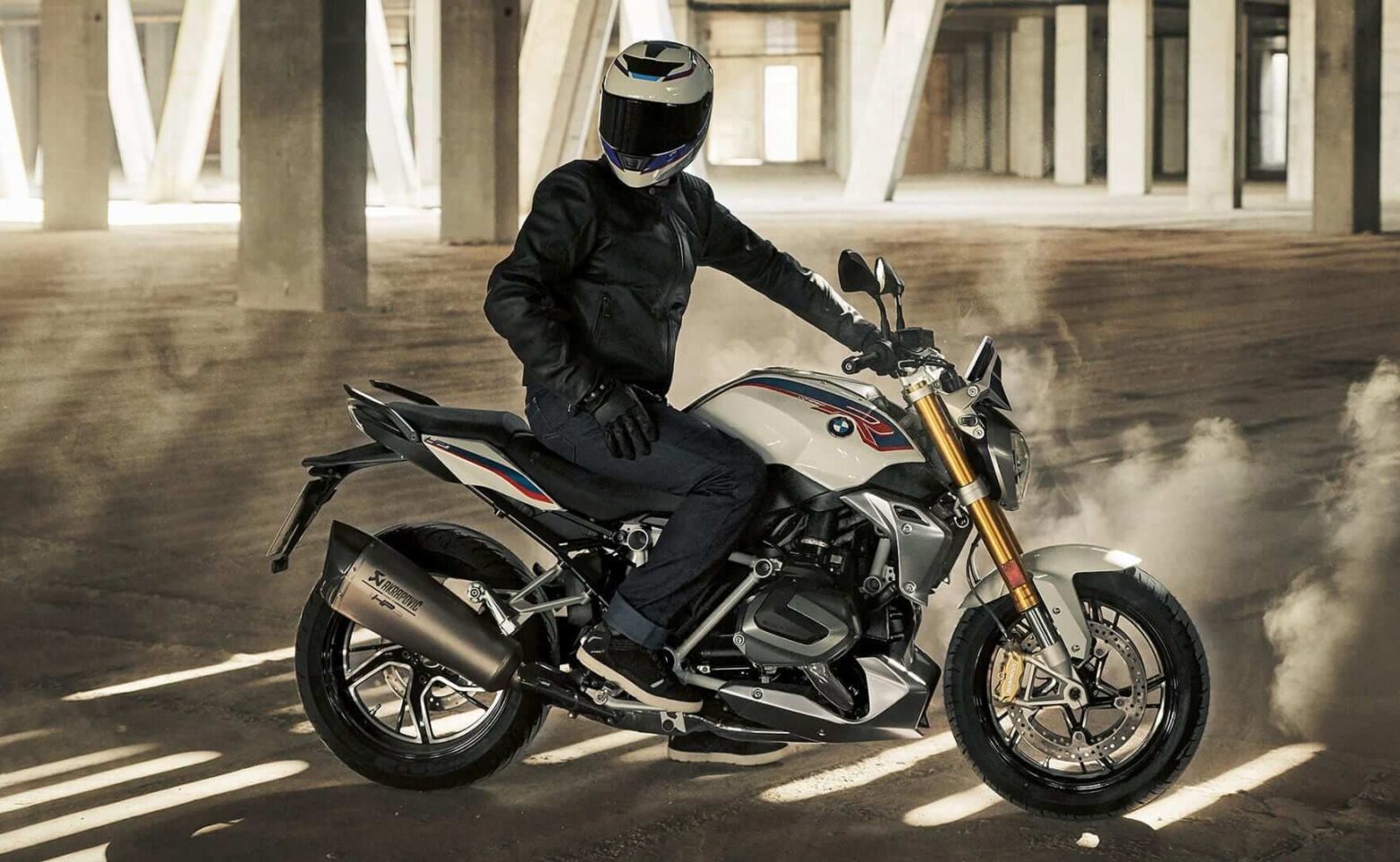 BMW R 1250 R 2019 i BMW R 1250 RS 2019. Sportowy turysta w dwóch wydaniach
