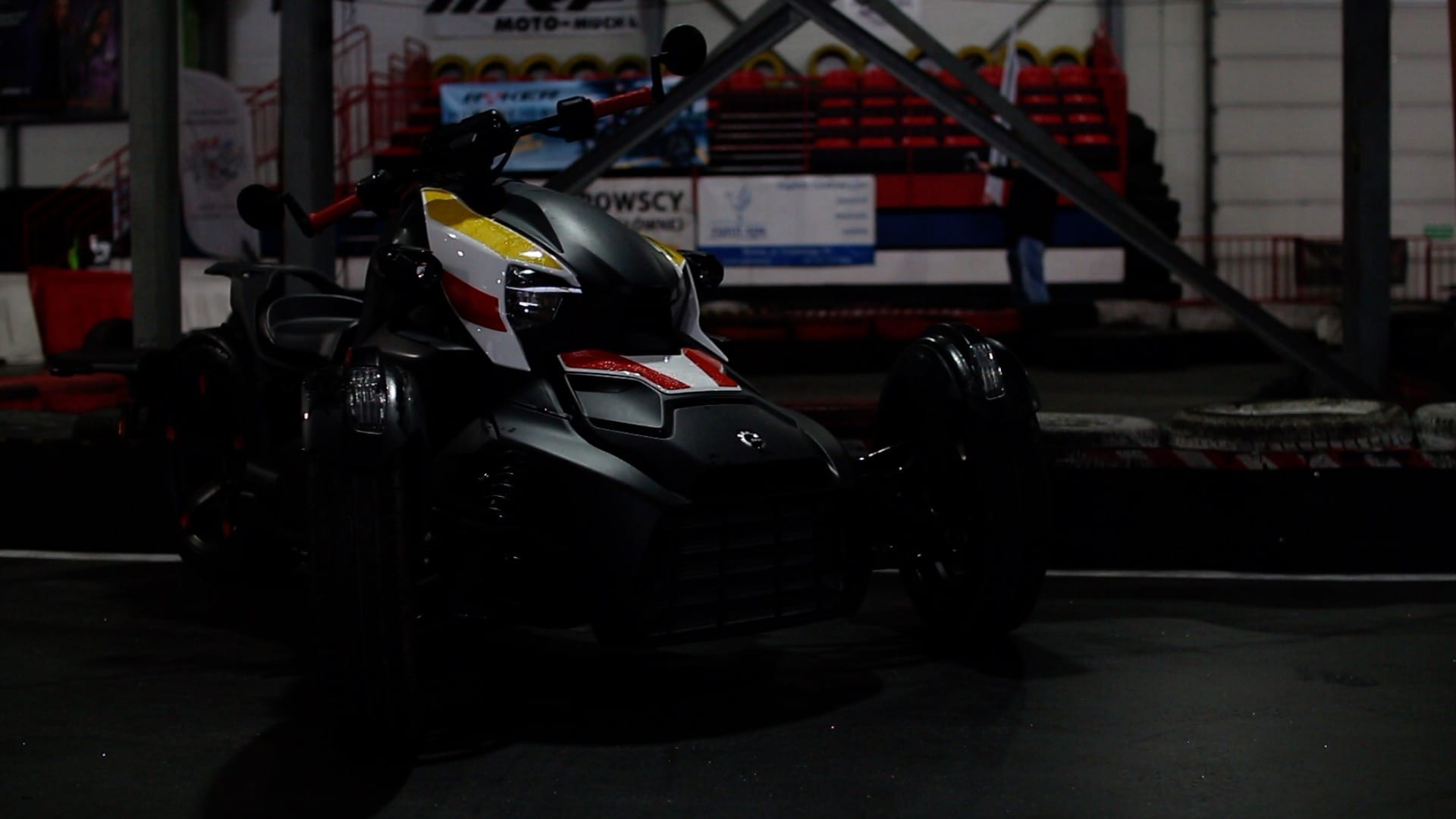 Trójkołowe 900 ccm na prawo jazdy kategorii B. Can-Am RYKER 2019