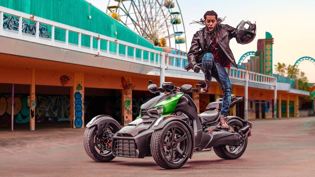 Trójkołowe motocykle na prawo jazdy kategorii B: Homologacja to podstawa!