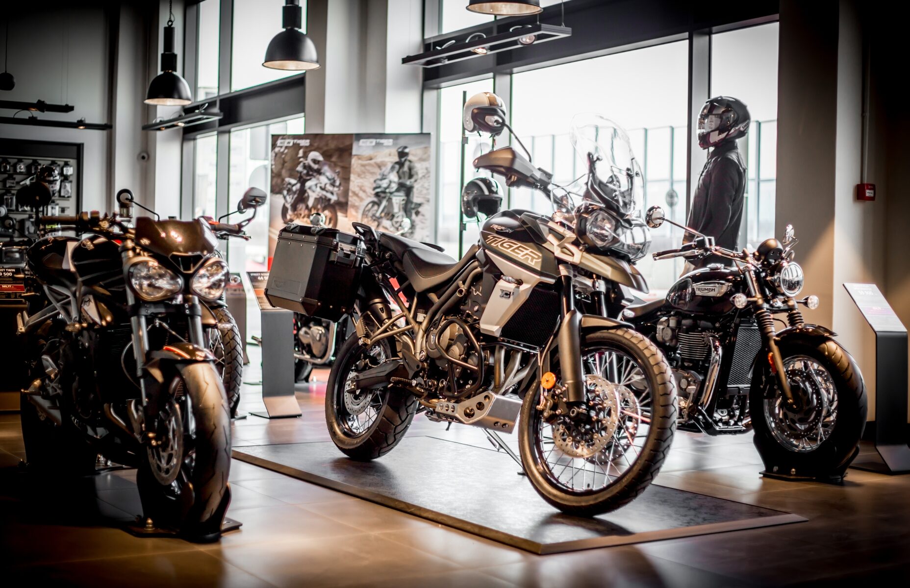 Aluminiowe kufry motocyklowe do Triumph Tiger 1200 i Tiger 800. Promocja 2019