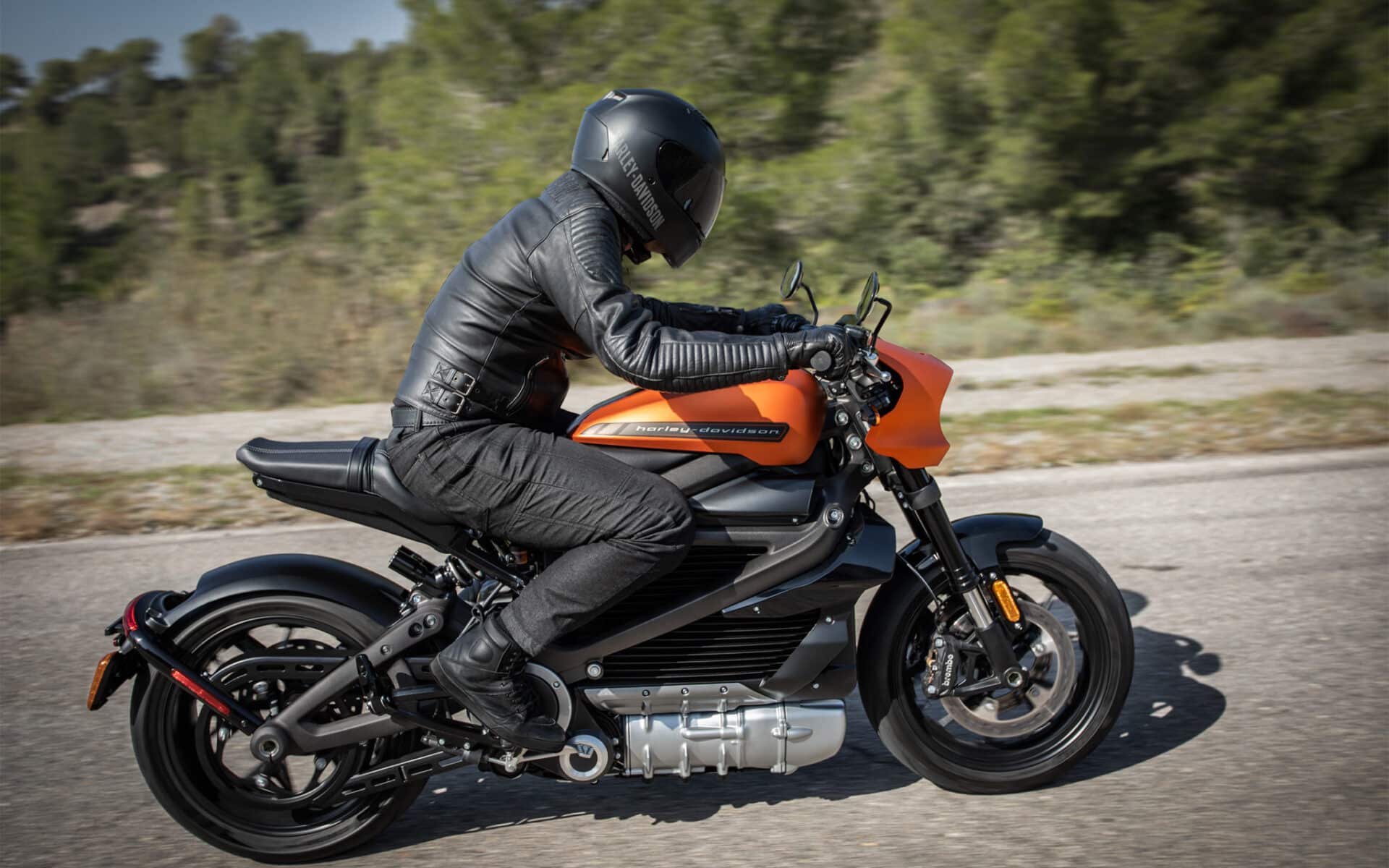 Elektryczny Harley-Davidson LiveWire 2019 z większym zasięgiem. Ponad 220 km!
