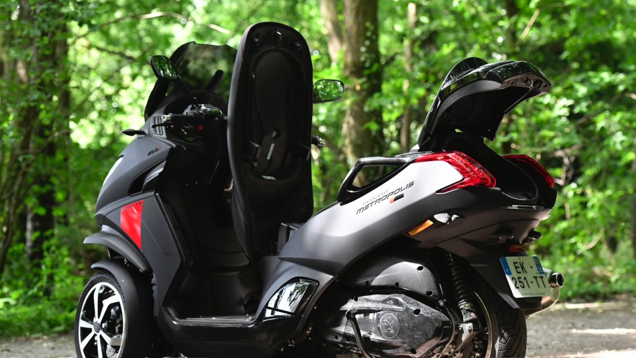Trójkołowy motocykl na prawo jazdy B: Peugeot Metropolis spełnia wszystkie wymogi