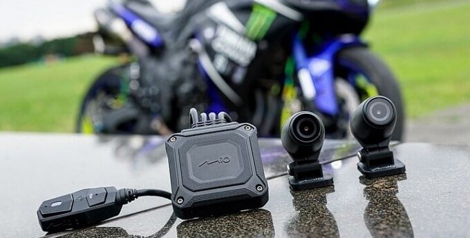 Wideorejestrator do motocykla. Mio MiVue M760D w naszej redakcji!