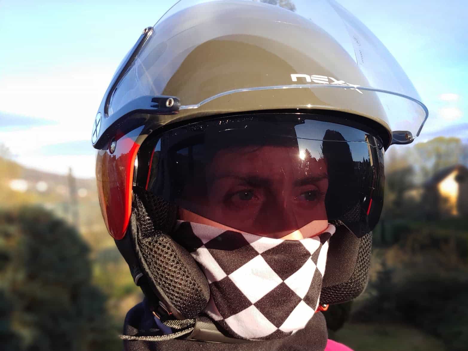 Jazda motocyklem: Tak, ale w masce?