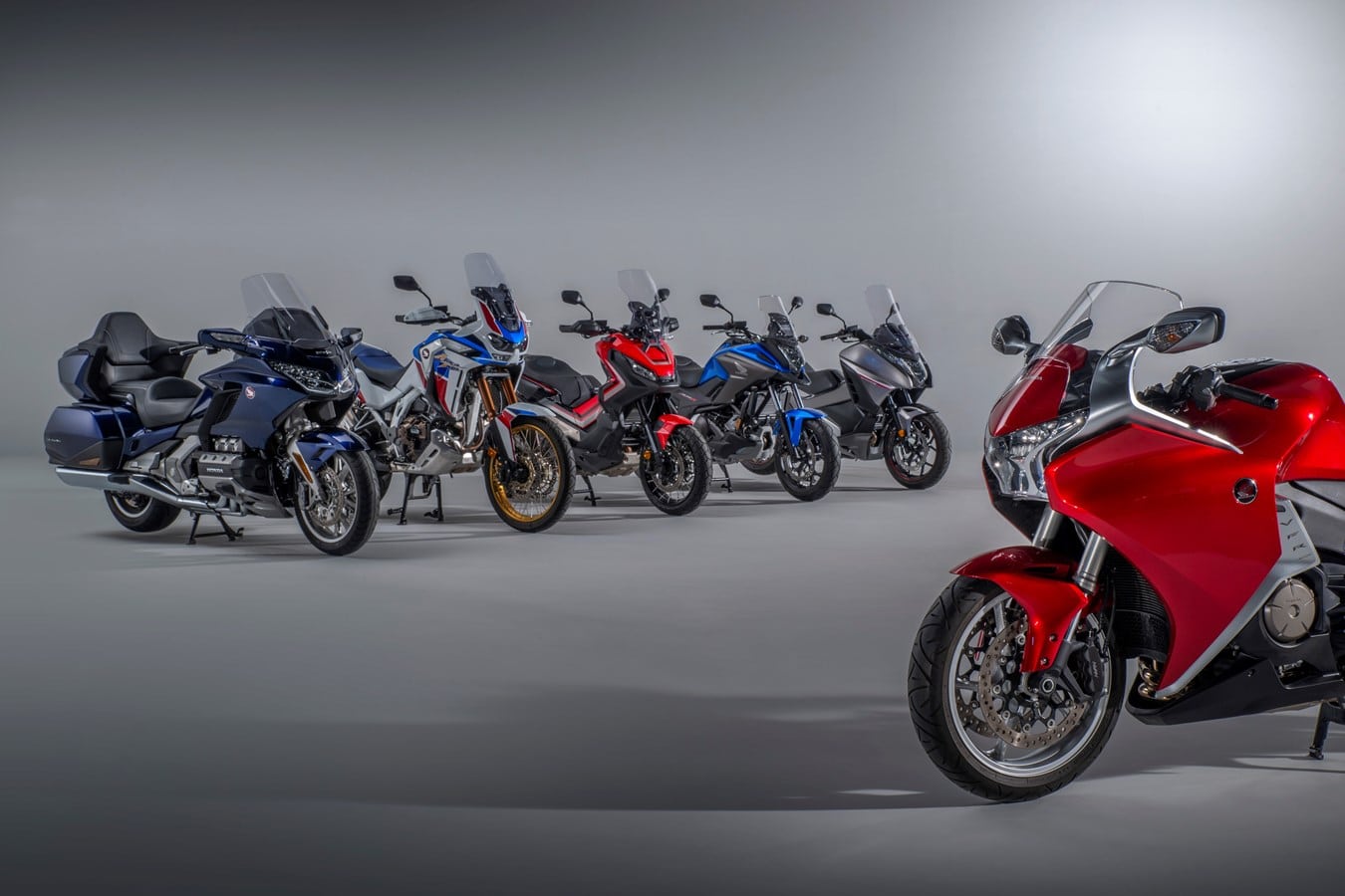 Honda świętuje: DZIESIĘĆ LAT PRODUKCJI DWUSPRZĘGŁOWYCH PRZEKŁADNI DCT STOSOWANYCH W MOTOCYKLACH