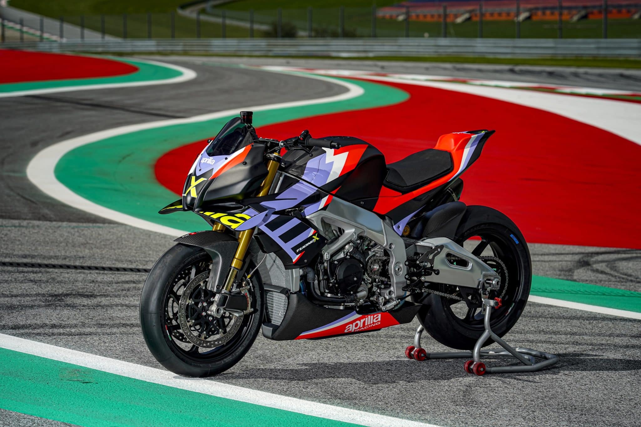 Aprilia Tuono V4 X: 221KM, 166 KG wagi i mocno limitowana dostępność