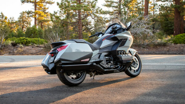 HONDA GL1800 GOLD WING