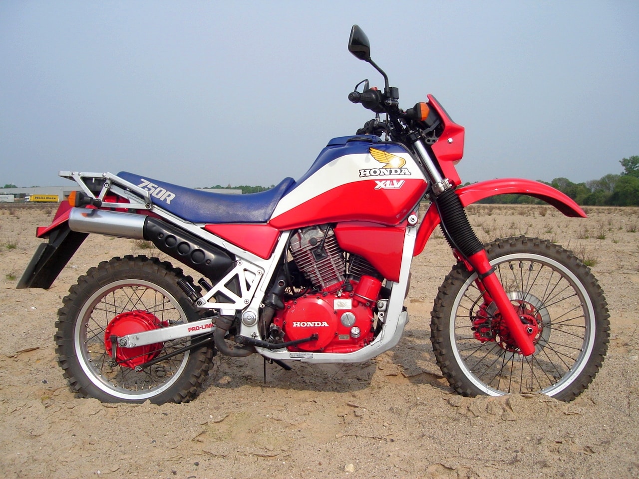 Honda XLV 750