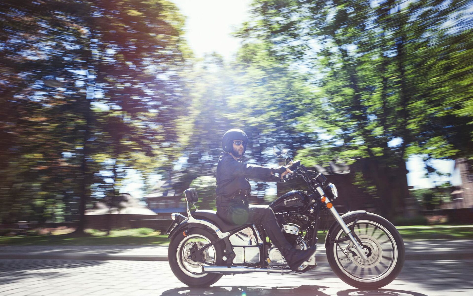 Junak M16 125: motocykl12 lat na rynku i wciąż na czasie [zdjęcia, opis, cena, dane techniczne]