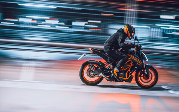 KTM 125 Duke - obrazek 2