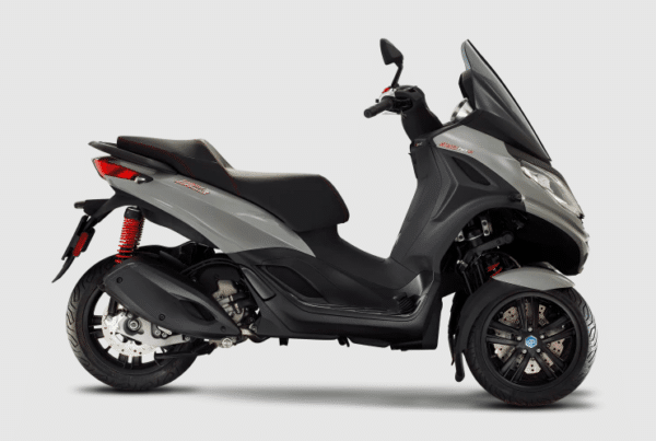 Piaggio MP3 300 HPE SPORT - obrazek 4