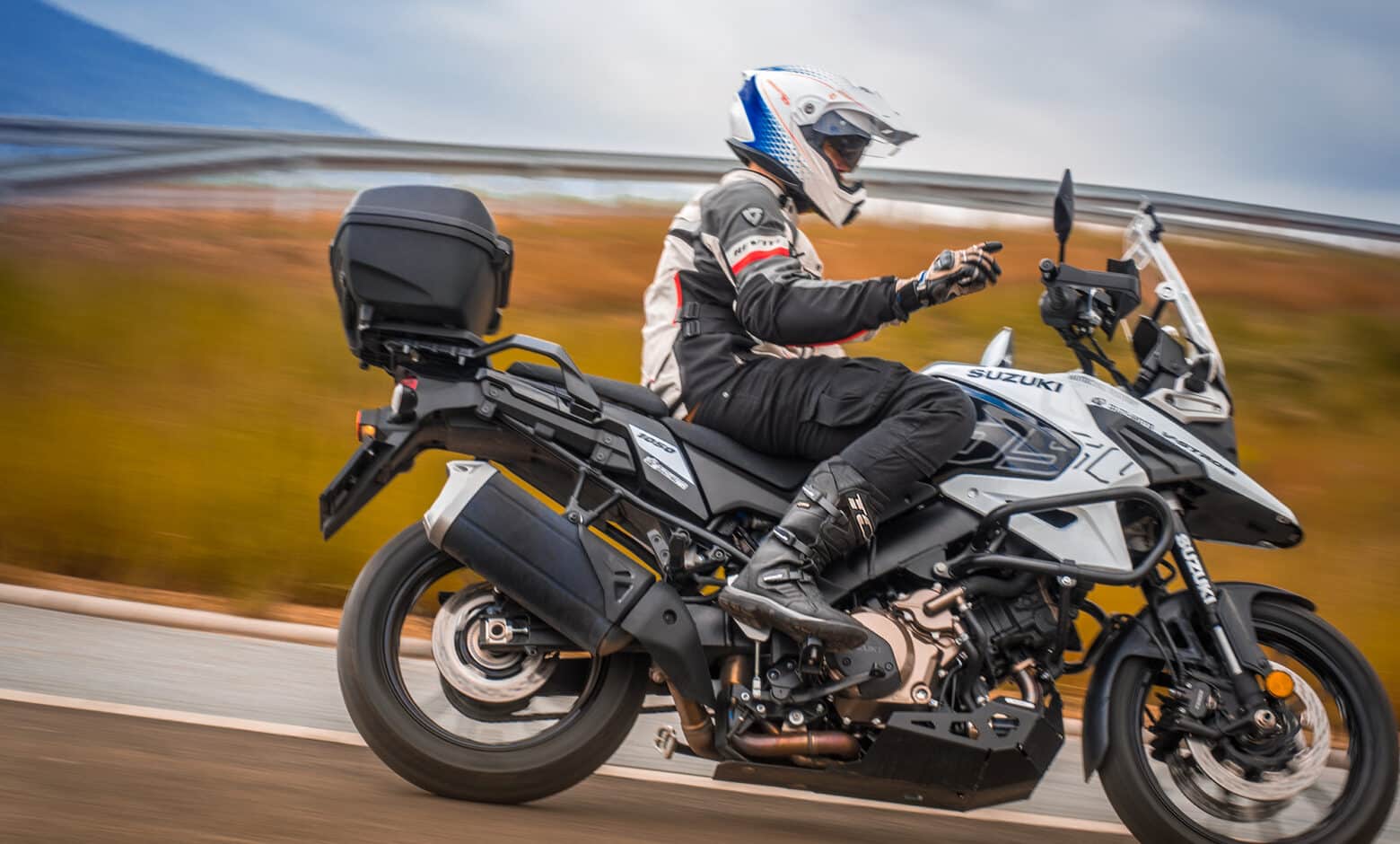Suzuki V-Strom 1050 TCX Scorpion Revit