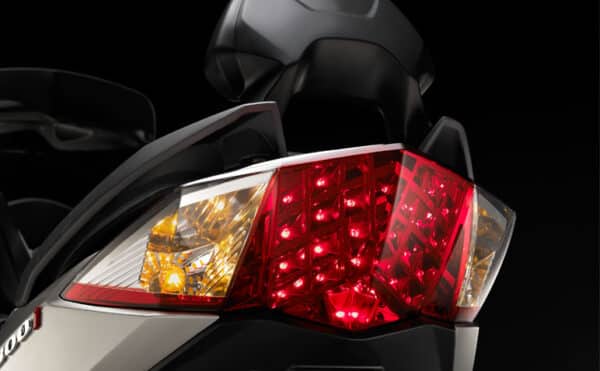 SYM GTS 125i - obrazek 5