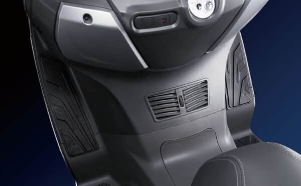 SYM GTS 125i - obrazek 2