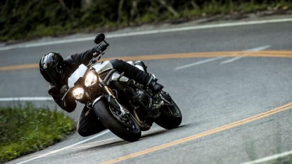 Triumph Speed Triple S - obrazek 3