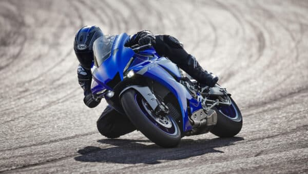 Yamaha YZF-R1 - obrazek 6