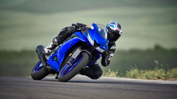 Yamaha YZF-R125 - obrazek 6