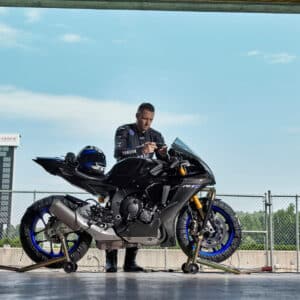 Yamaha YZF-R1M